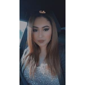 Meet your Posher, Aracely